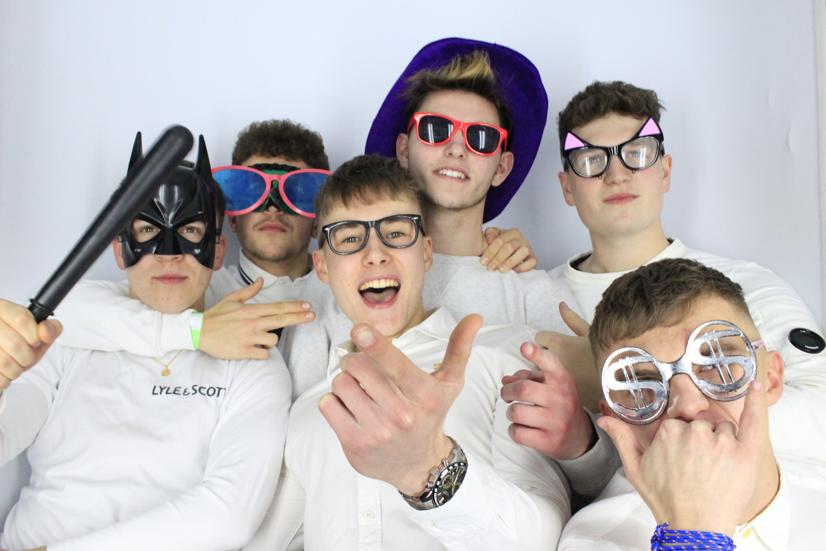 Issy & Alice's 18th Birthday Party | View more photos from the event at gallery.myphotoboothexperience.co.uk/u/MyPhotoBoothExperienceLtd/Issy-Alices-18th-Birthday-Party